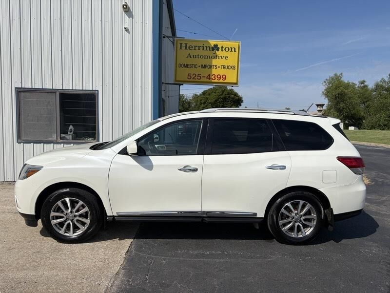 2015 NISSAN Pathfinder