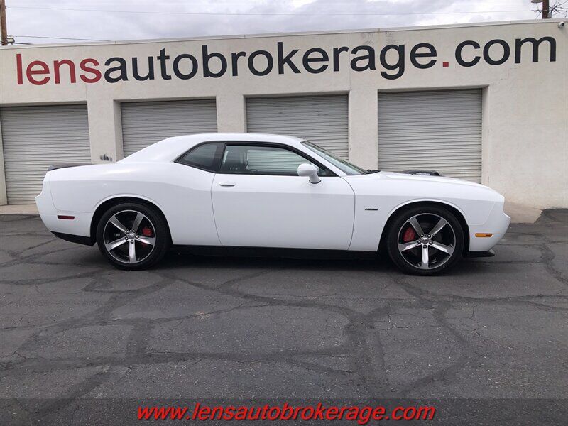 2014 DODGE Challenger