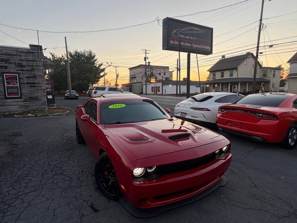2016 DODGE Challenger