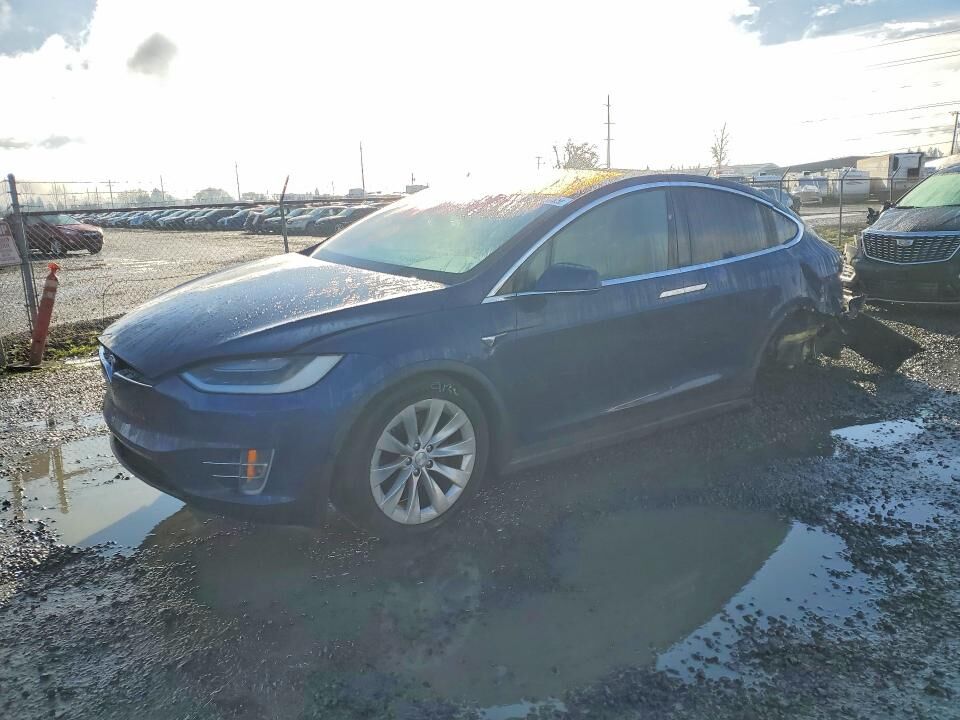 2018 TESLA Model X