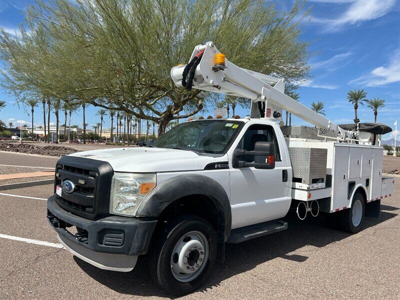 2012 FORD F-550