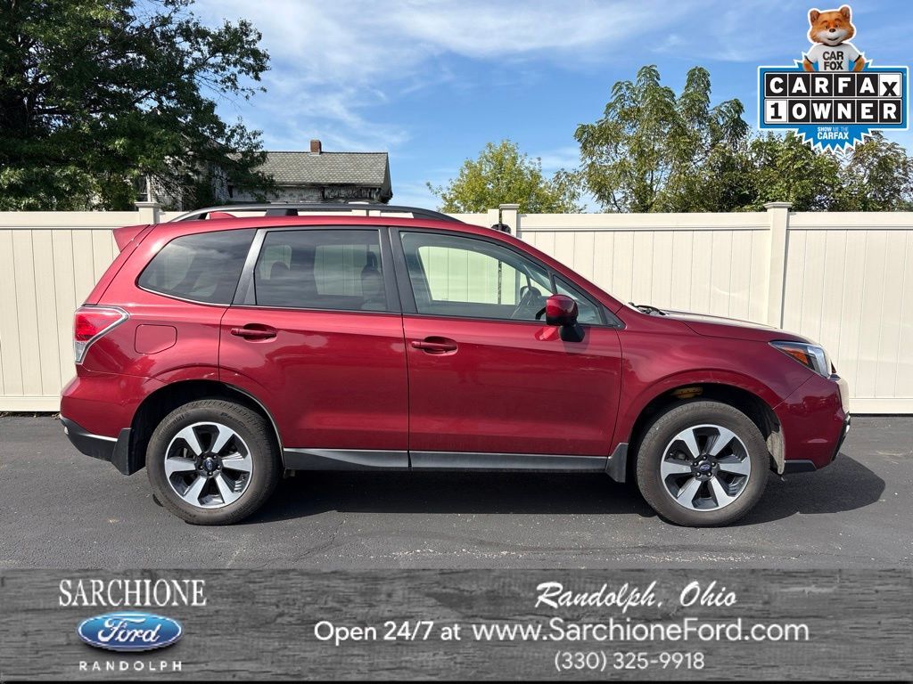 2017 SUBARU Forester
