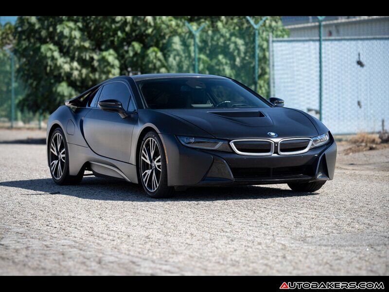 2017 BMW i8