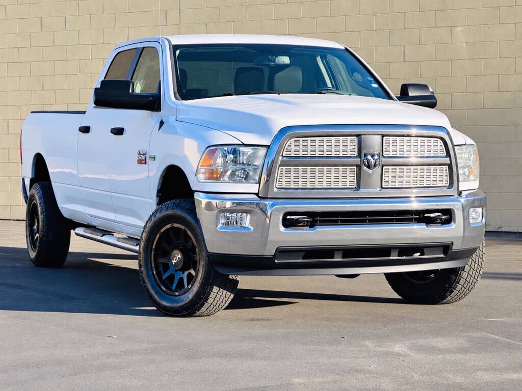 2012 DODGE Ram