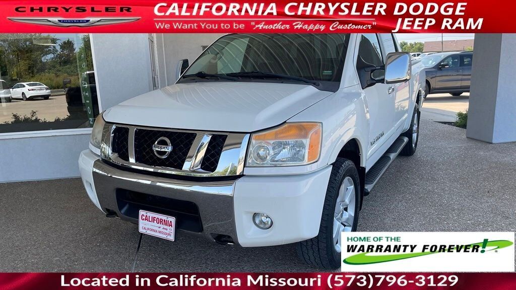 2012 NISSAN Titan