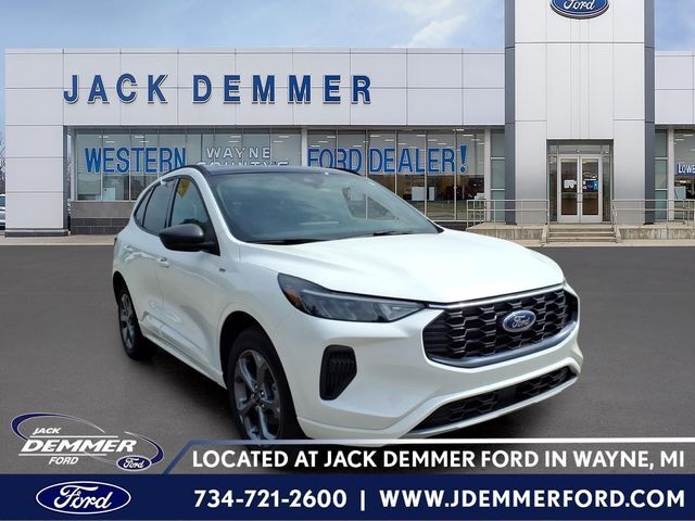 2024 FORD Escape