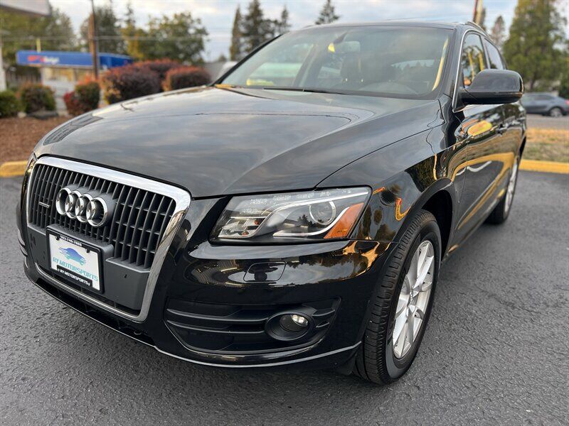 2011 AUDI Q5