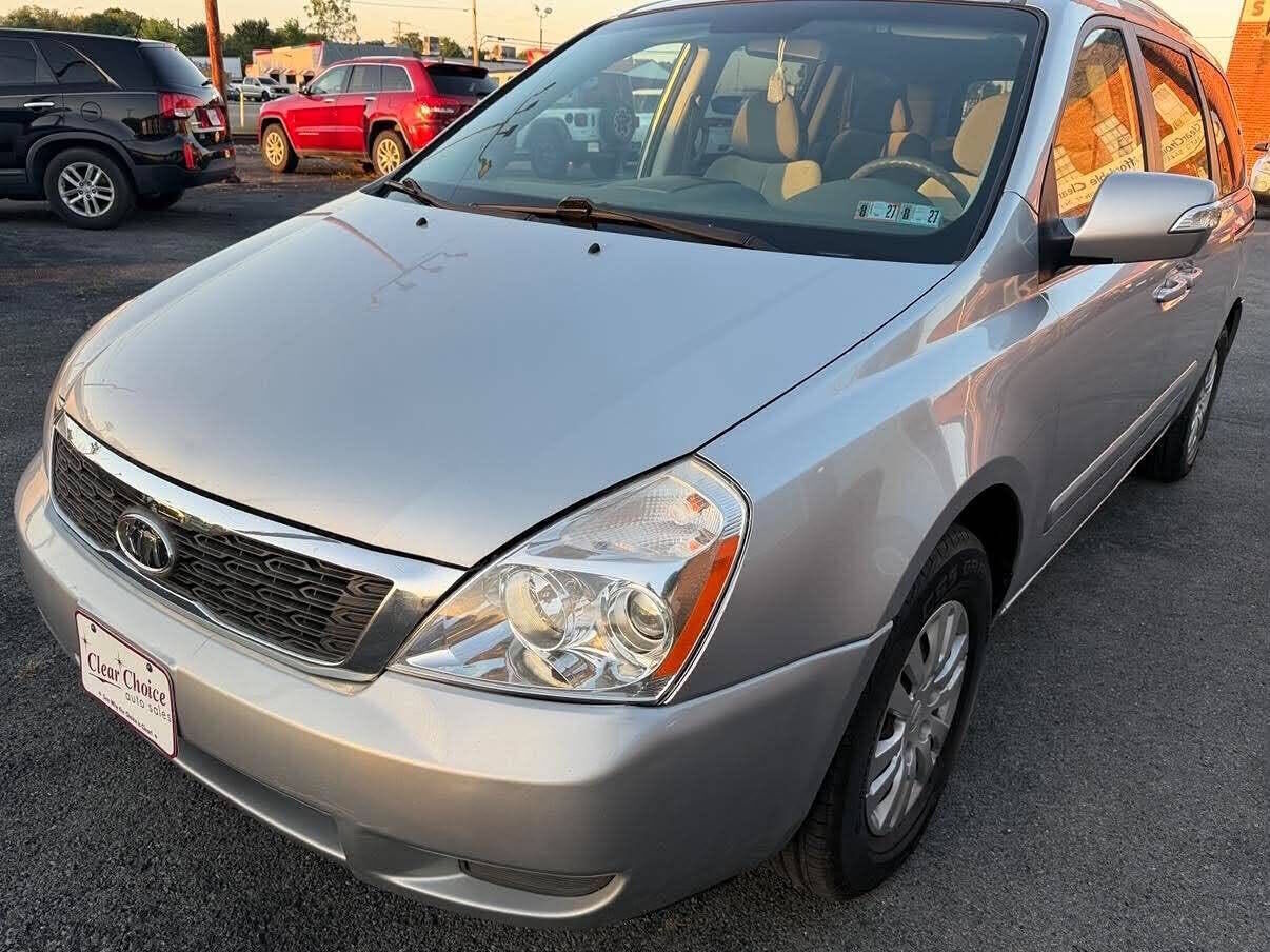 2011 KIA Sedona