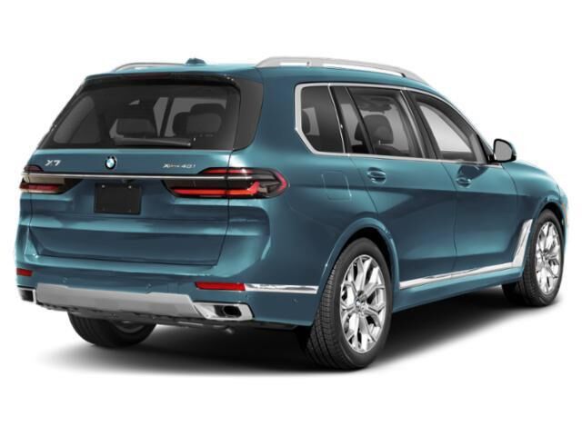 2023 BMW X7