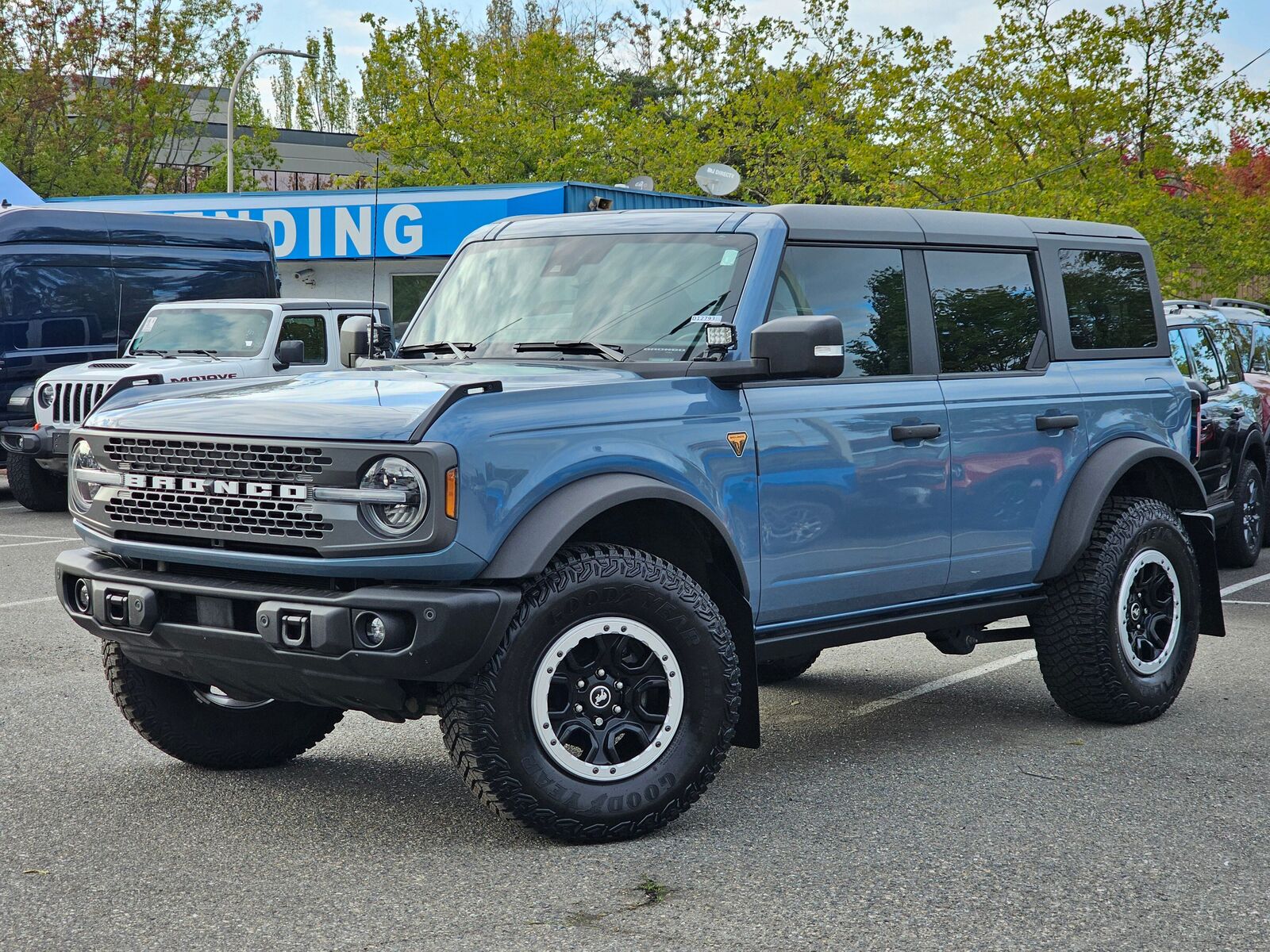 2023 FORD Bronco