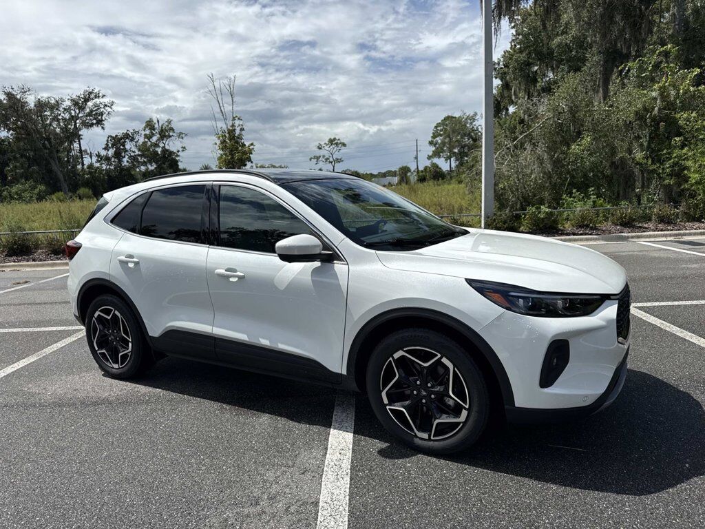 2025 FORD Escape