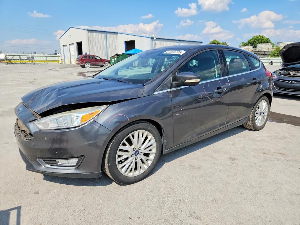 2017 FORD Focus