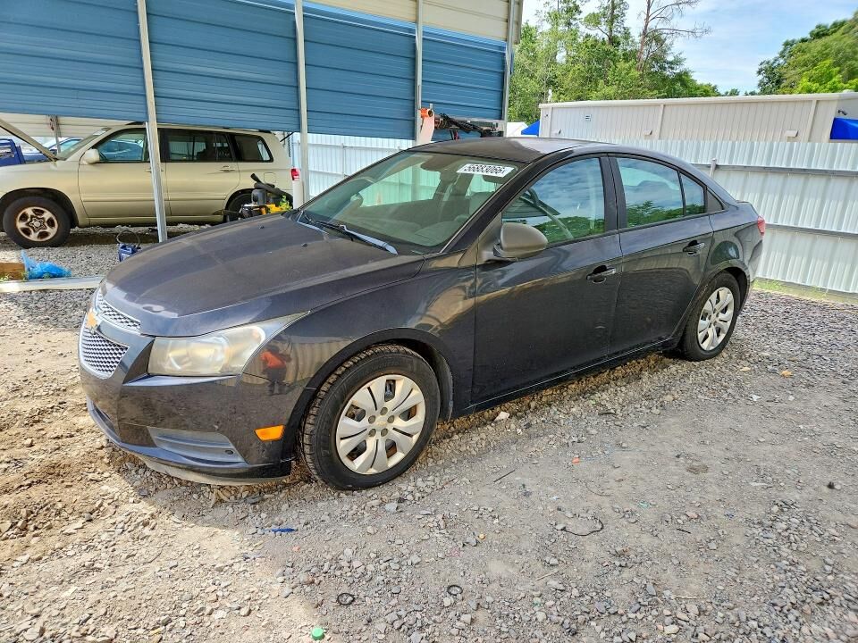 2013 CHEVROLET Cruze