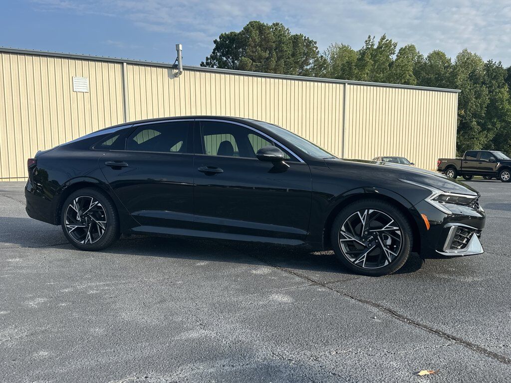 2025 KIA K5