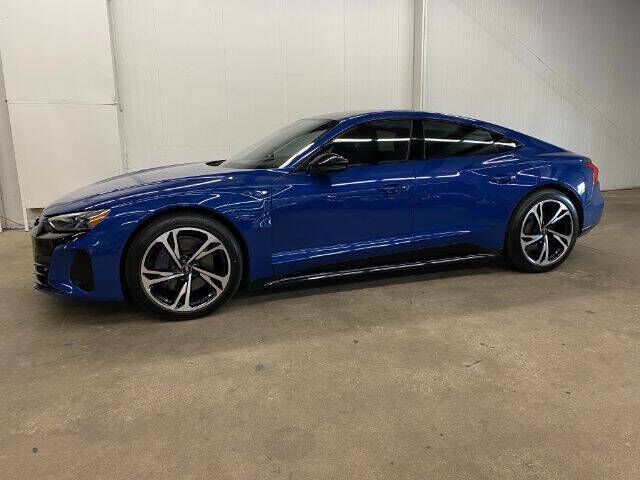 2022 AUDI e-tron