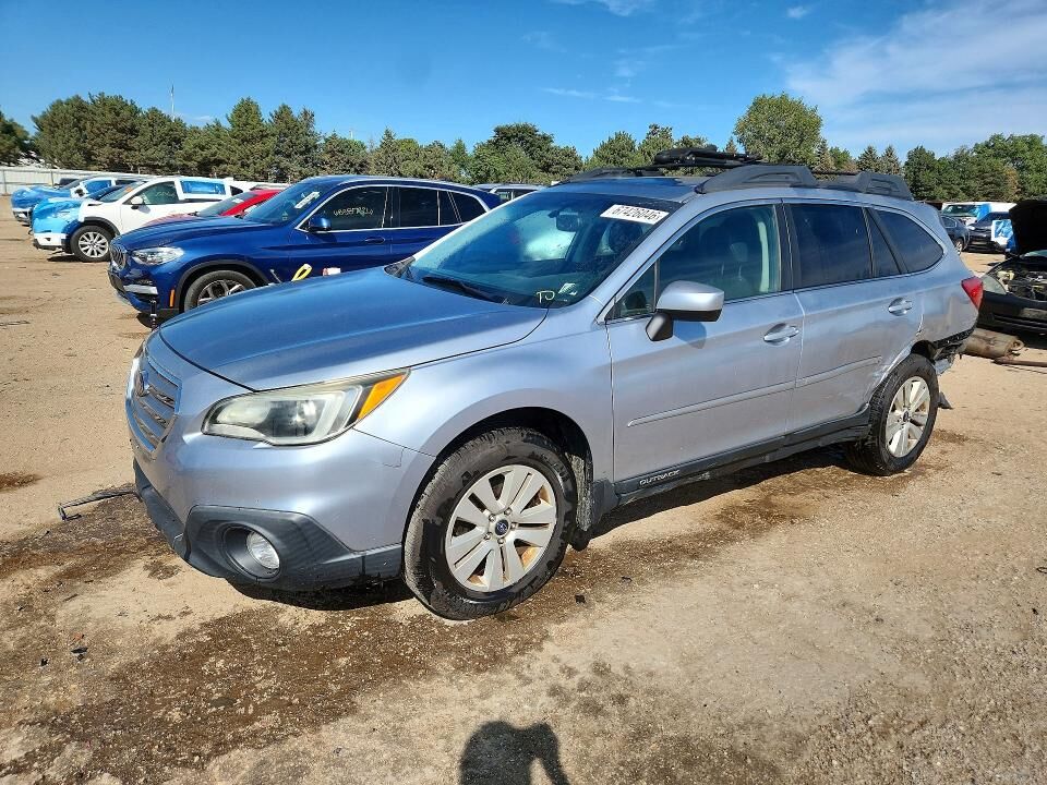 2015 SUBARU Outback
