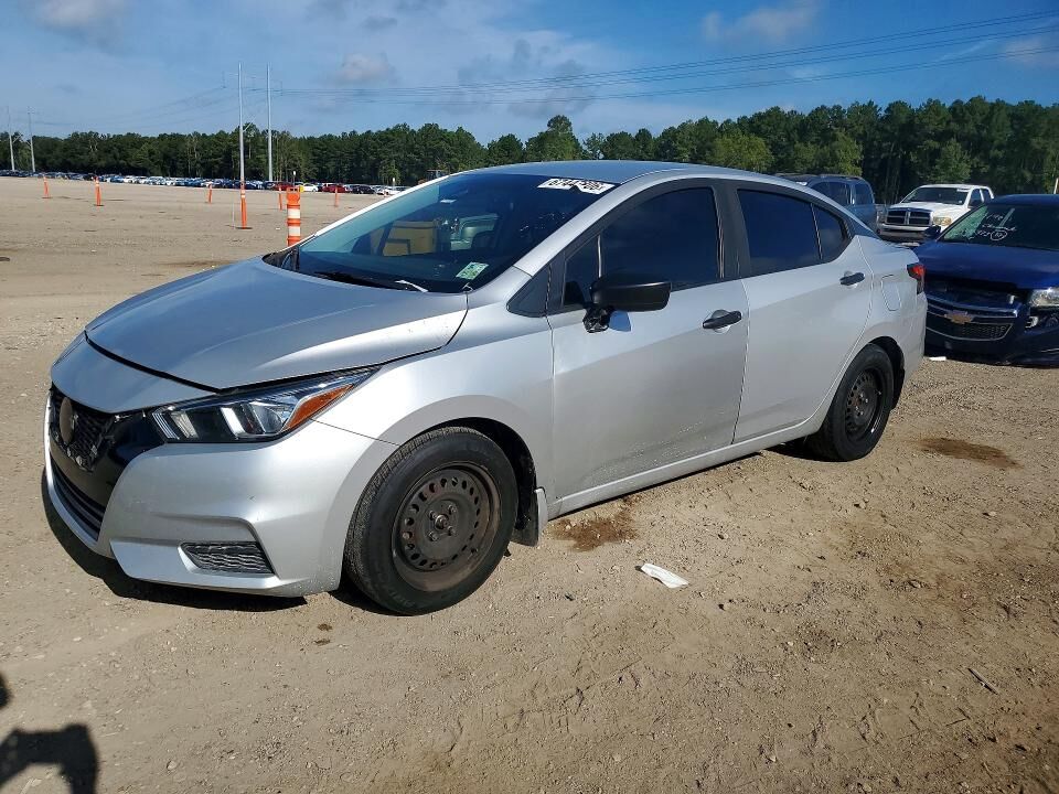 2020 NISSAN Versa