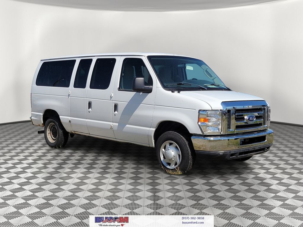 2009 FORD E-350