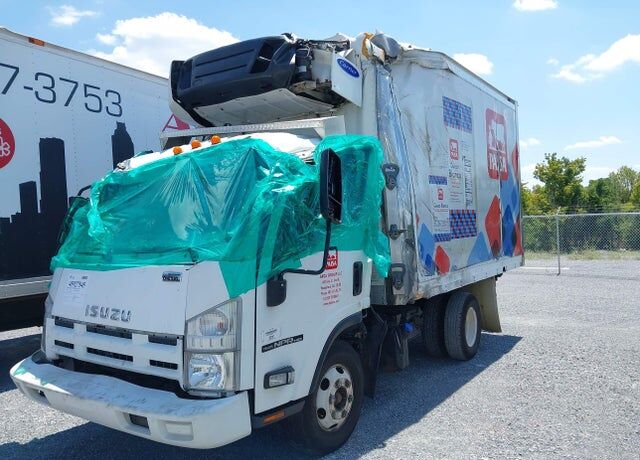 2013 ISUZU NPR/NPR-HD