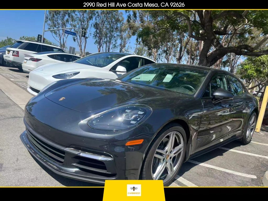 2018 PORSCHE Panamera