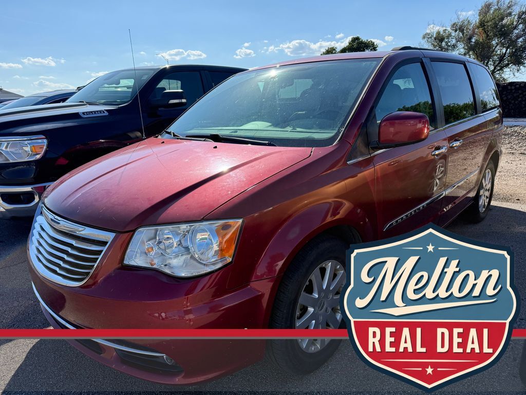 2015 CHRYSLER Town and Country