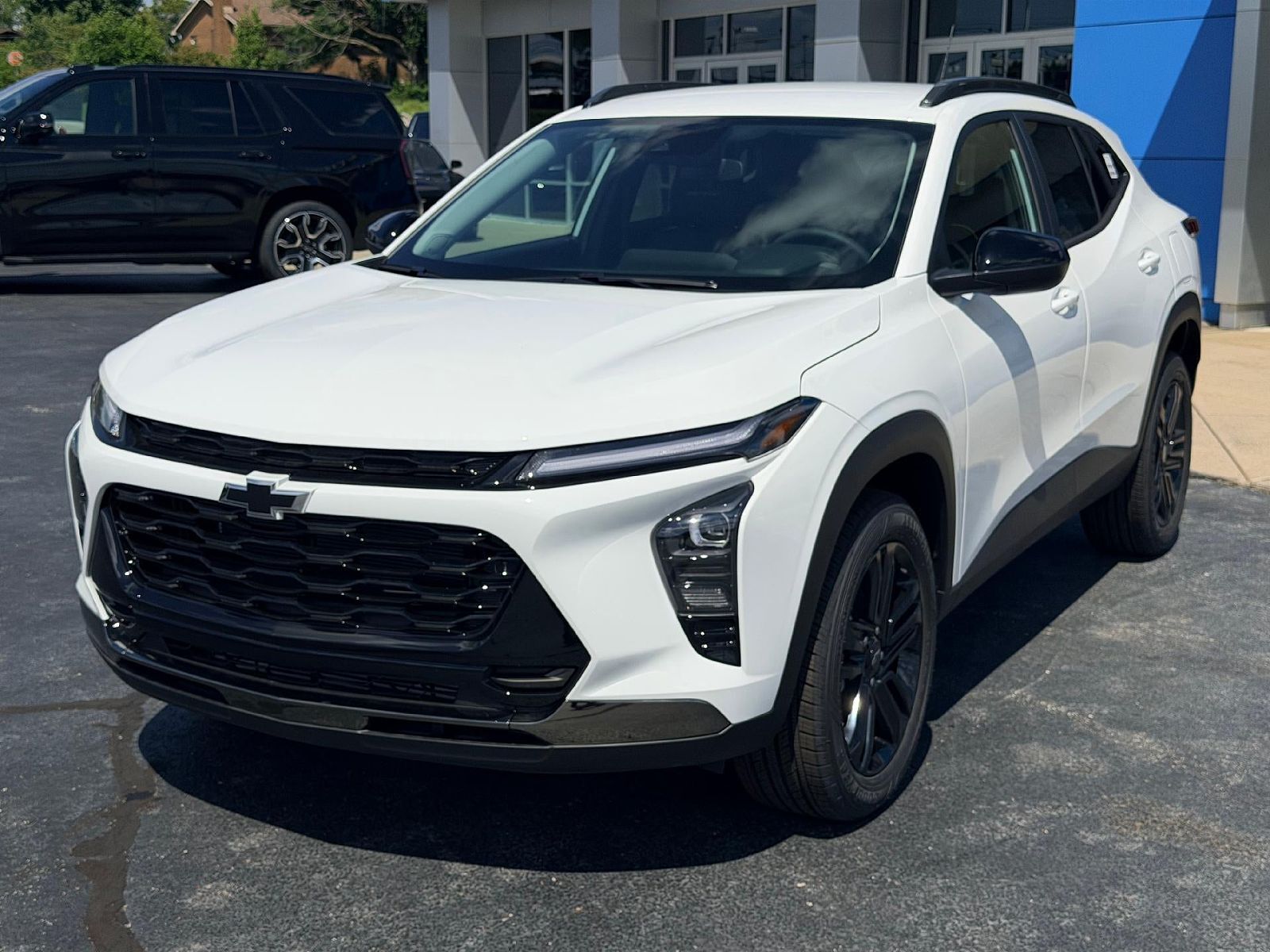 2026 CHEVROLET Trax