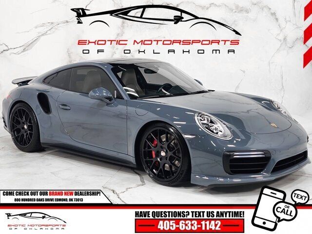 2018 PORSCHE 911