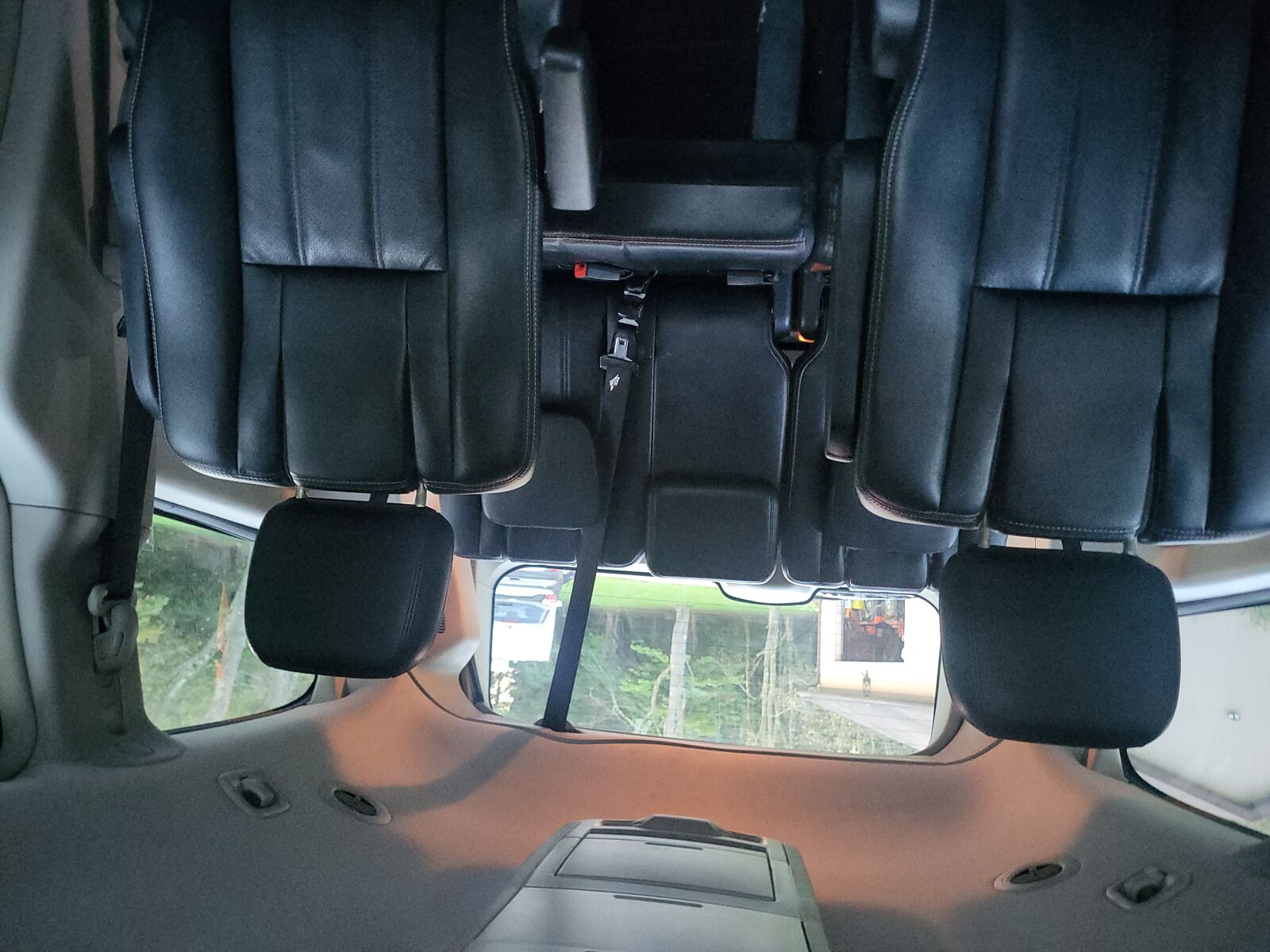 2012 CHRYSLER Town and Country