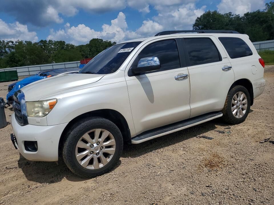 2010 TOYOTA Sequoia
