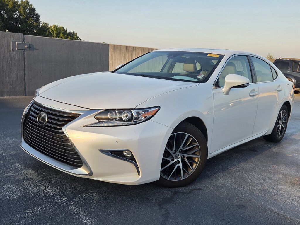 2016 LEXUS ES