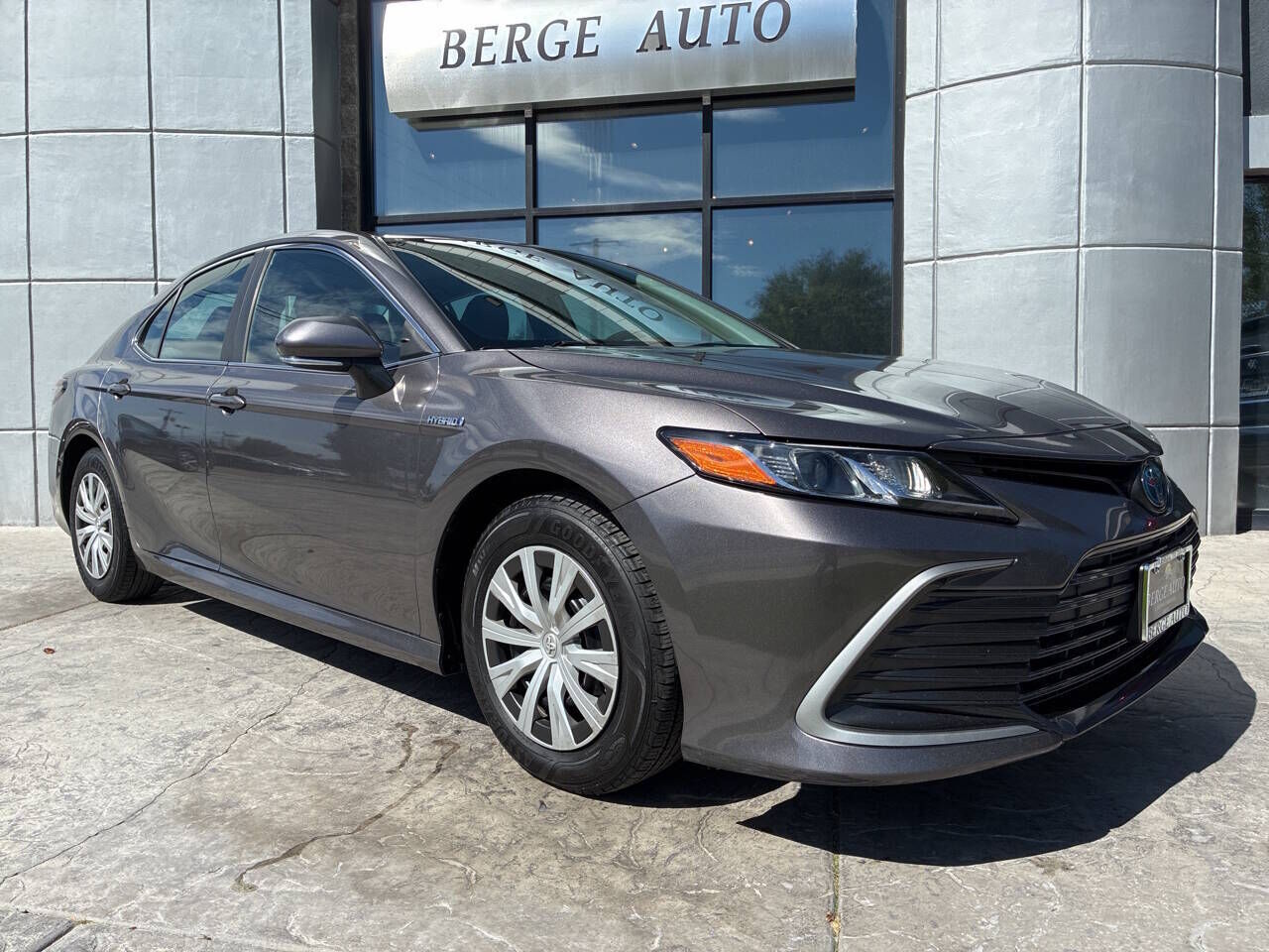 2021 TOYOTA Camry