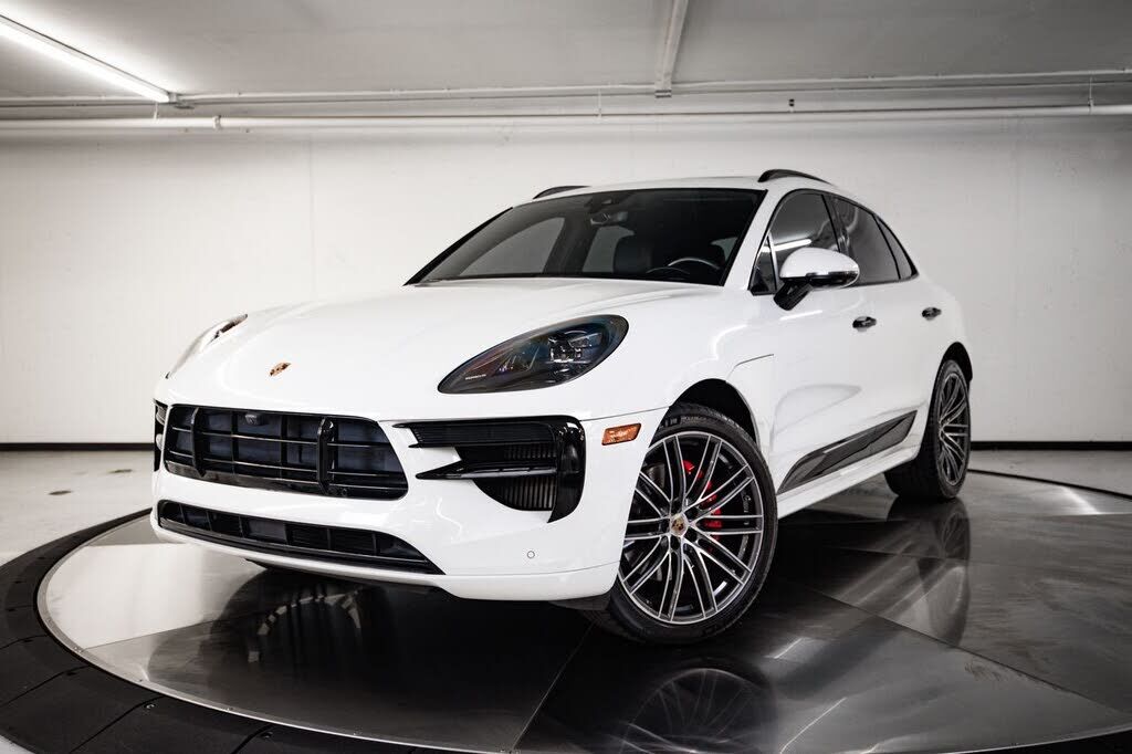 2021 PORSCHE Macan