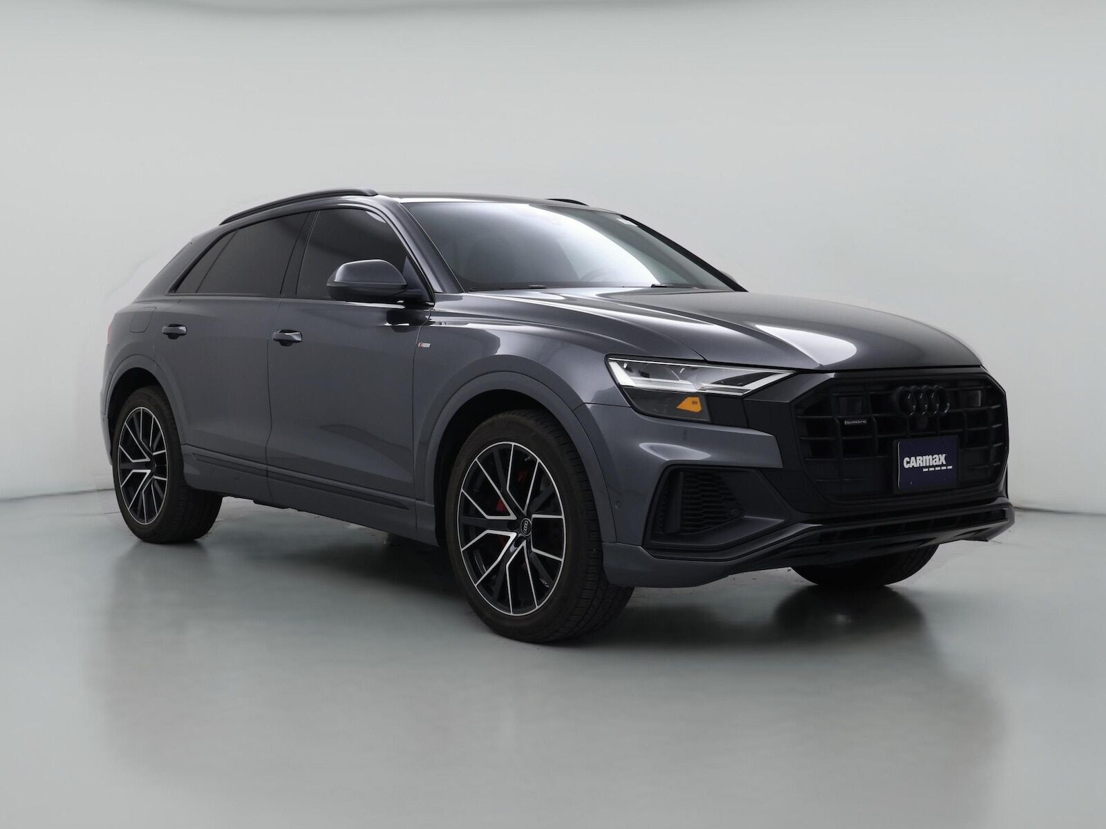 2022 AUDI Q8