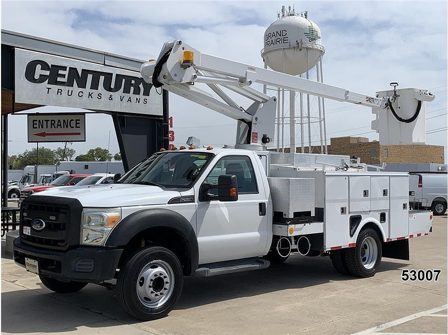 2012 FORD F-550