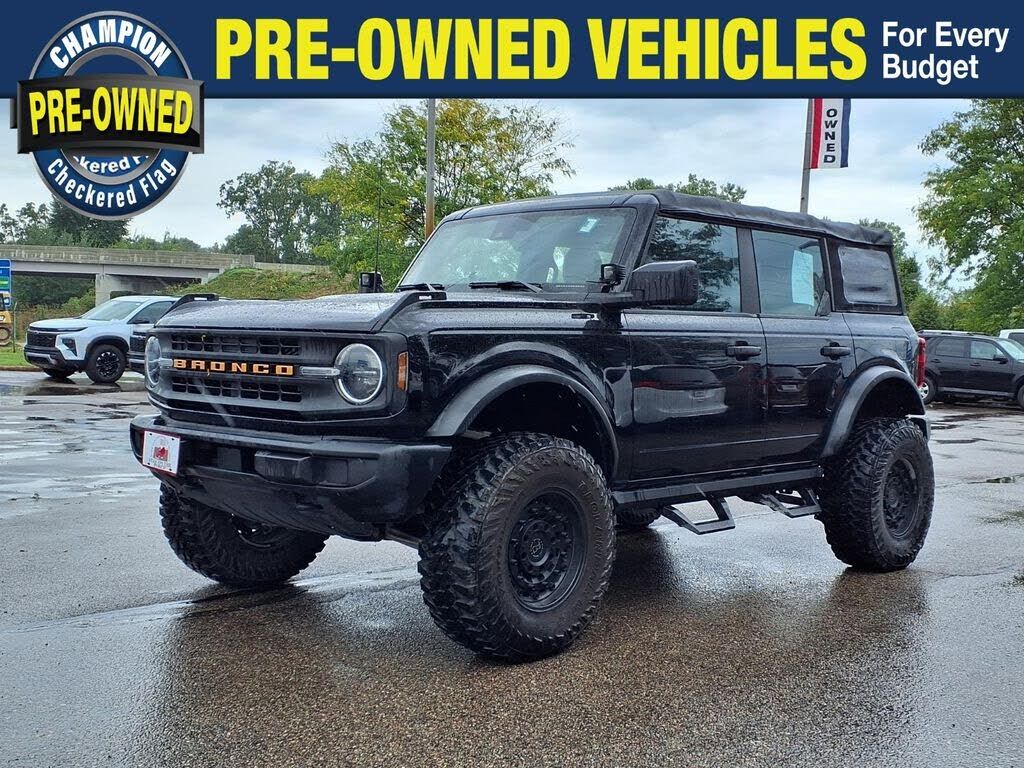 2022 FORD Bronco