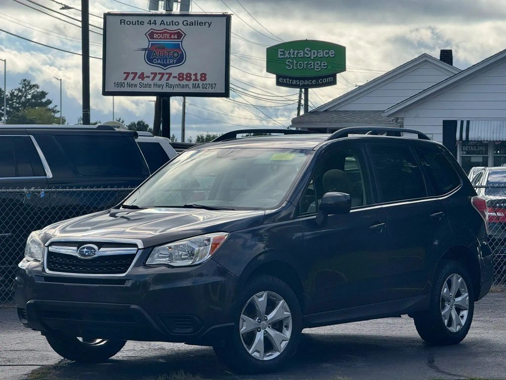 2016 SUBARU Forester
