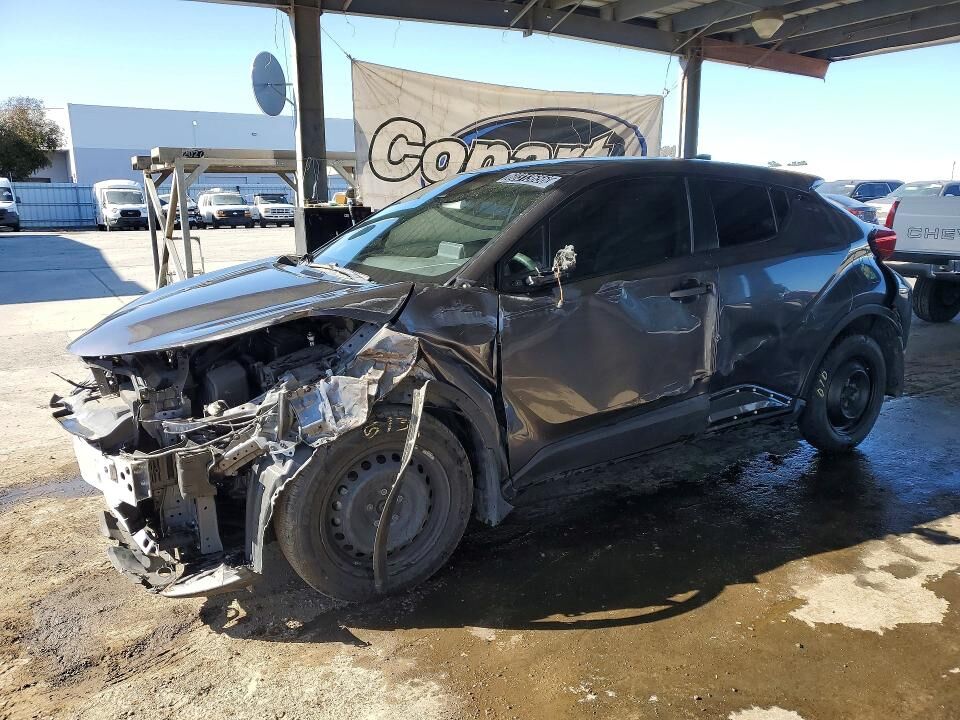 2021 TOYOTA C-HR
