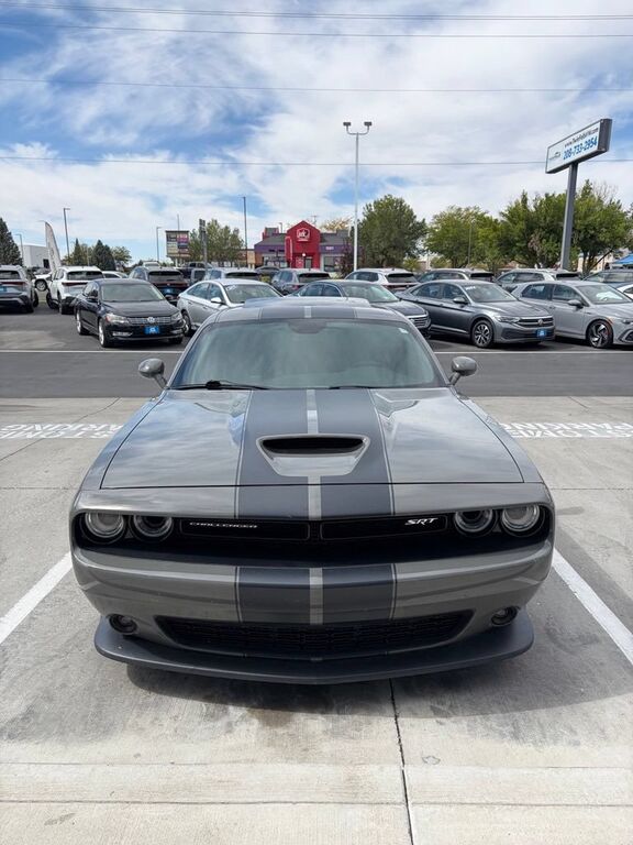 2017 DODGE Challenger