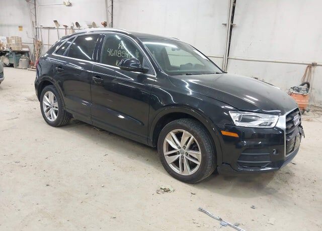 2016 AUDI Q3