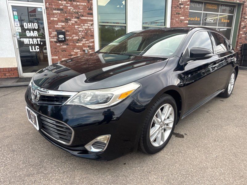 2013 TOYOTA Avalon