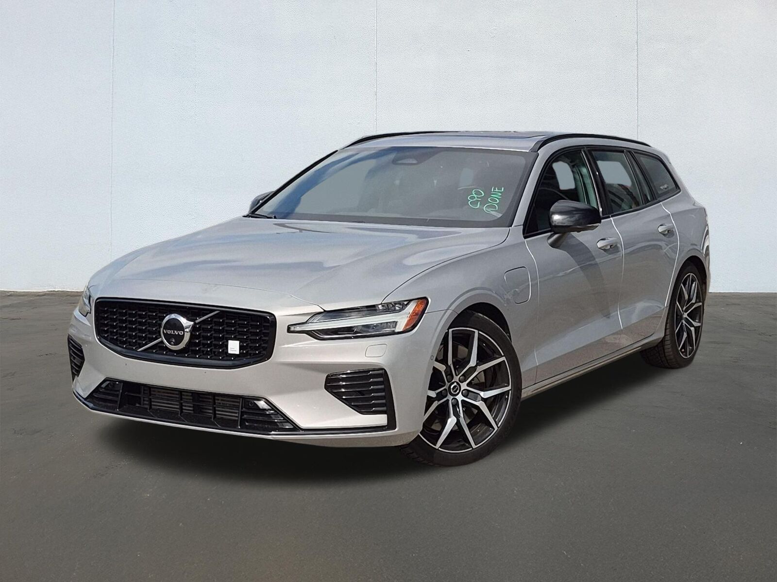 2024 VOLVO V60