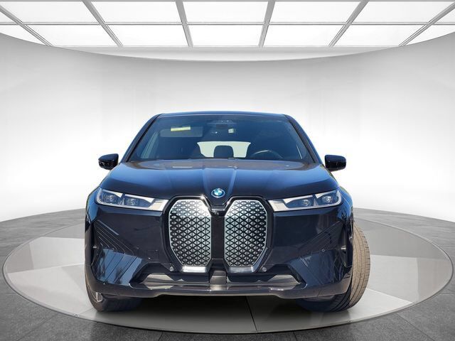 2024 BMW iX