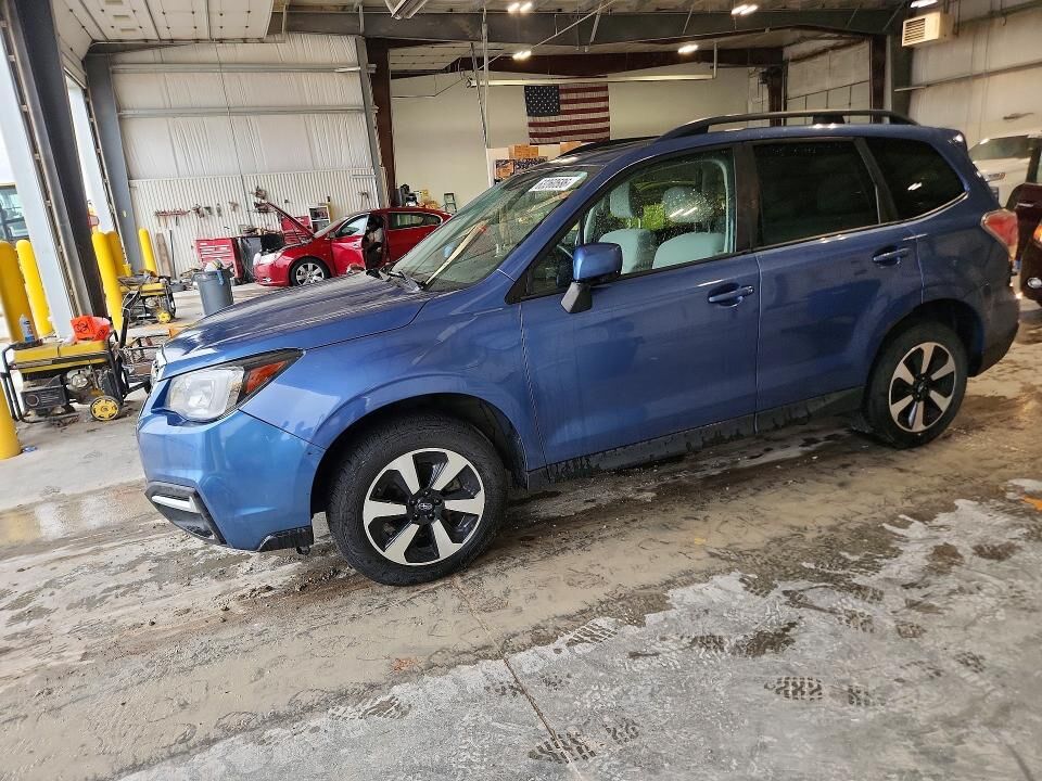 2018 SUBARU Forester