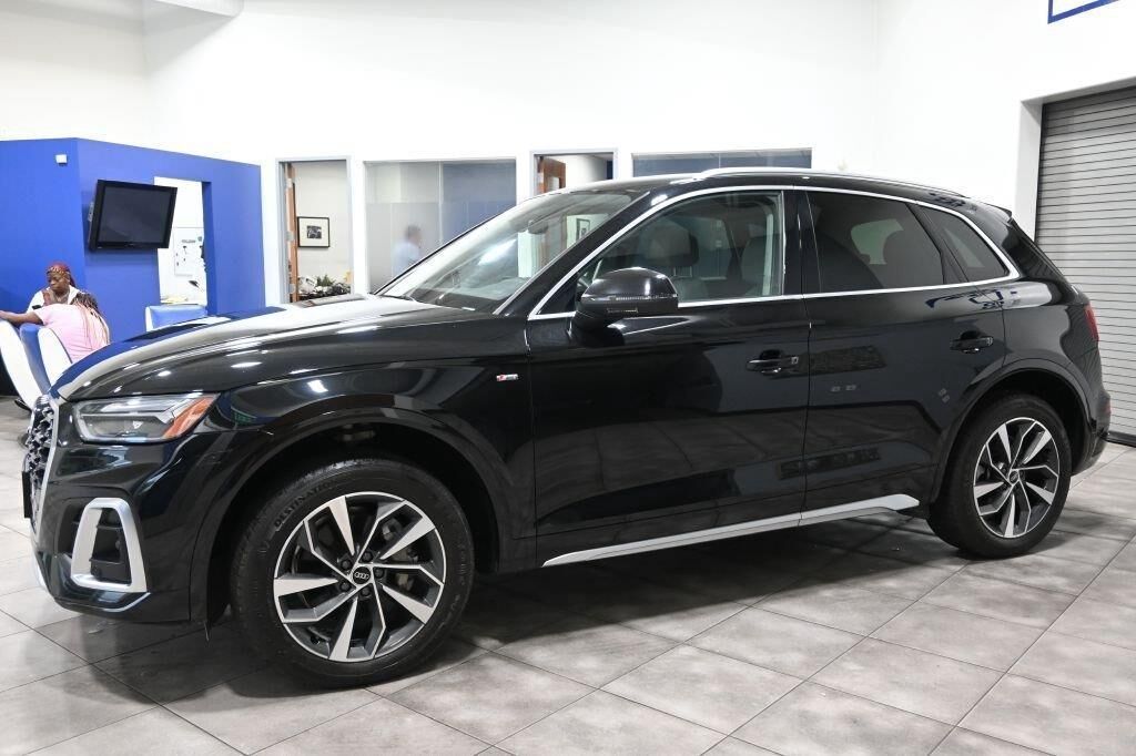 2022 AUDI Q5