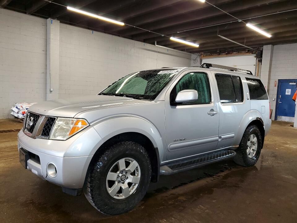 2005 NISSAN Pathfinder