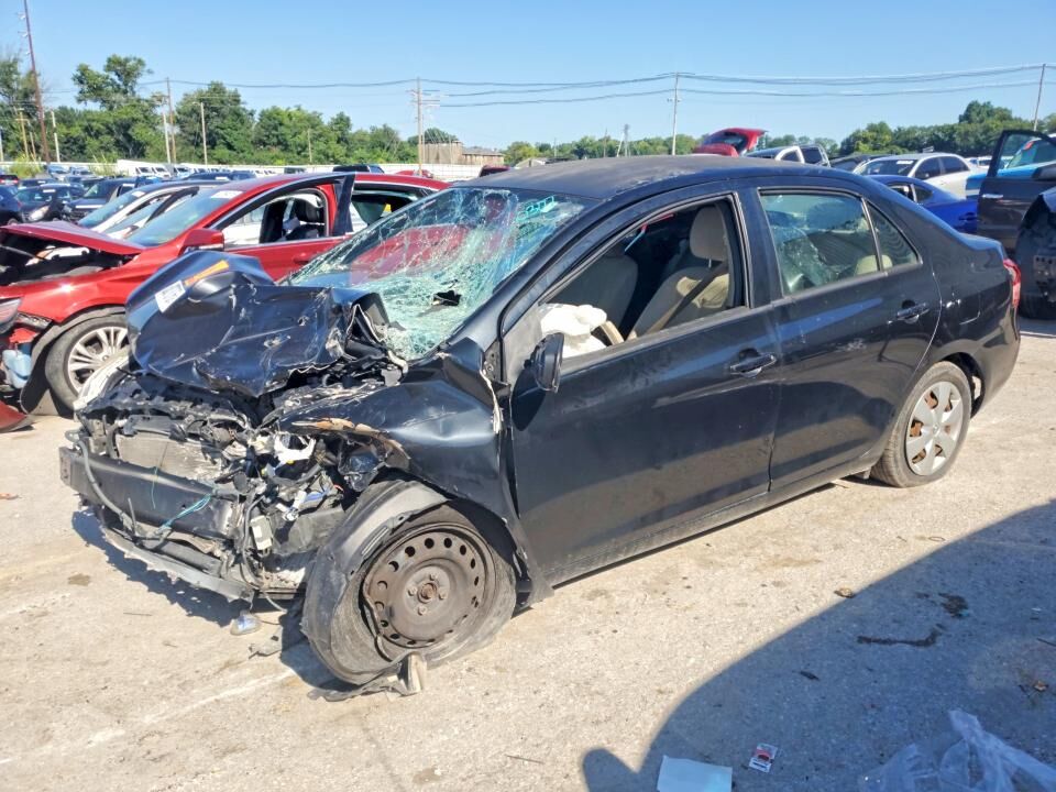 2008 TOYOTA Yaris