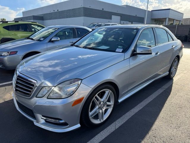 2013 MERCEDES-BENZ E-Class
