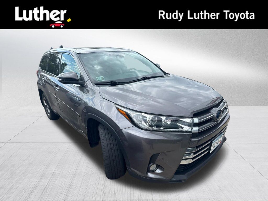 2018 TOYOTA Highlander