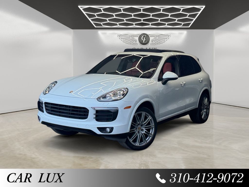 2017 PORSCHE Cayenne