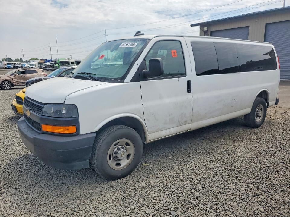 2025 CHEVROLET Express